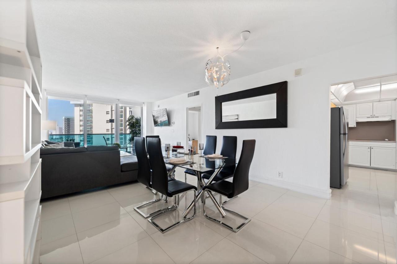 Luxury Beachfront Condo Private Beach Access, Pool & Game Room!!! Hollywood Exteriér fotografie