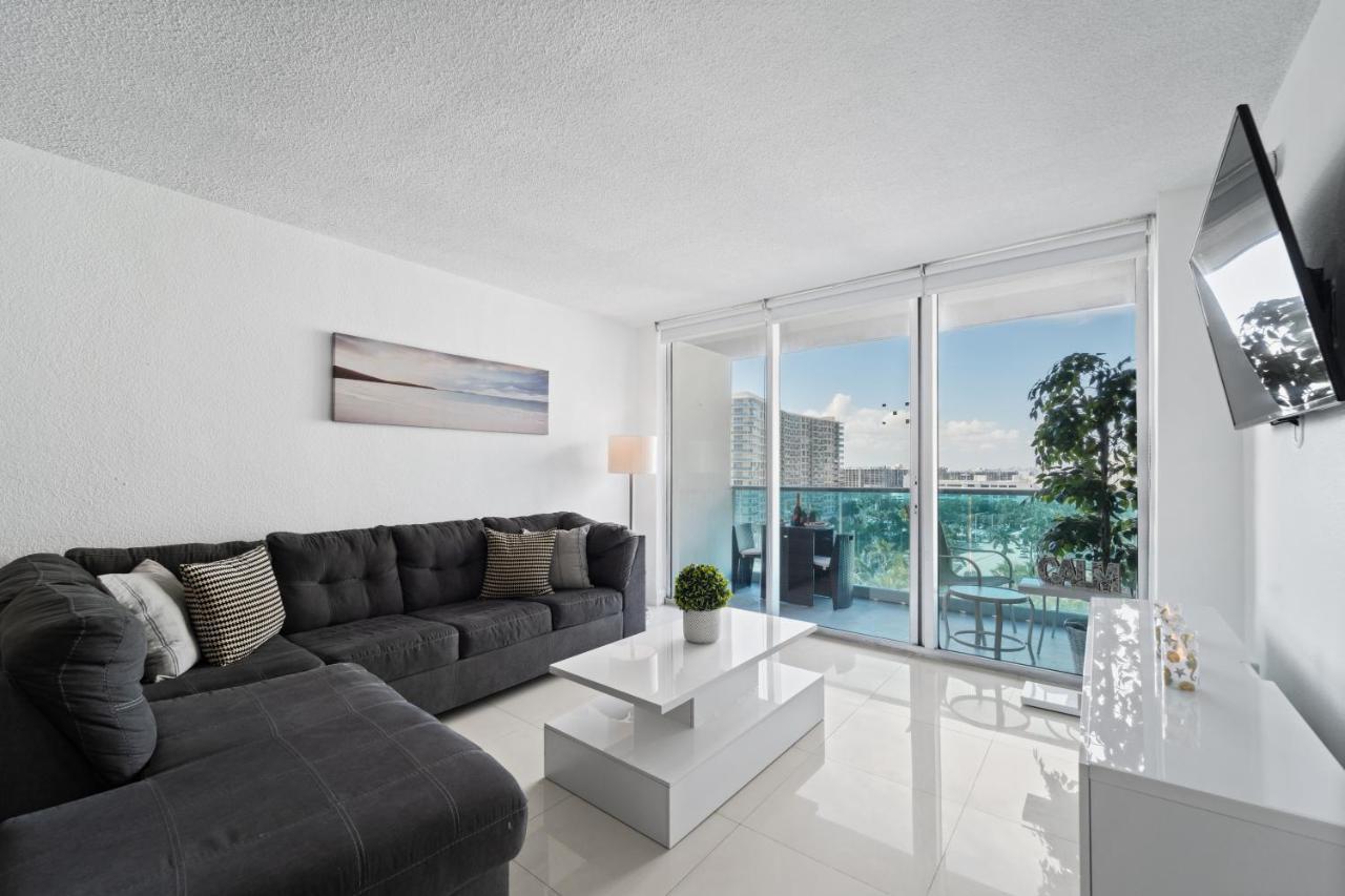 Luxury Beachfront Condo Private Beach Access, Pool & Game Room!!! Hollywood Exteriér fotografie